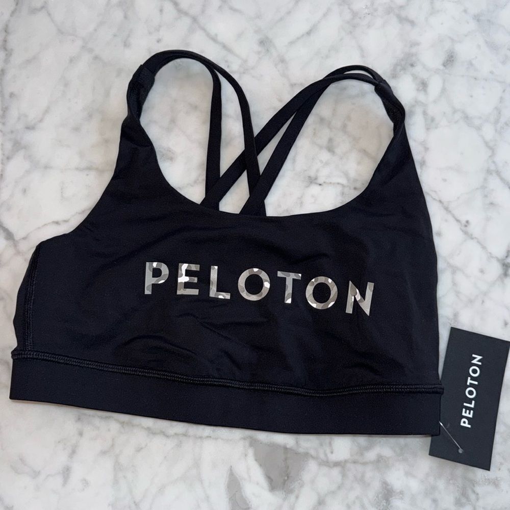 NWT LULULEMON PELOTON BLACK CHEETAH ENERGY BRA 6